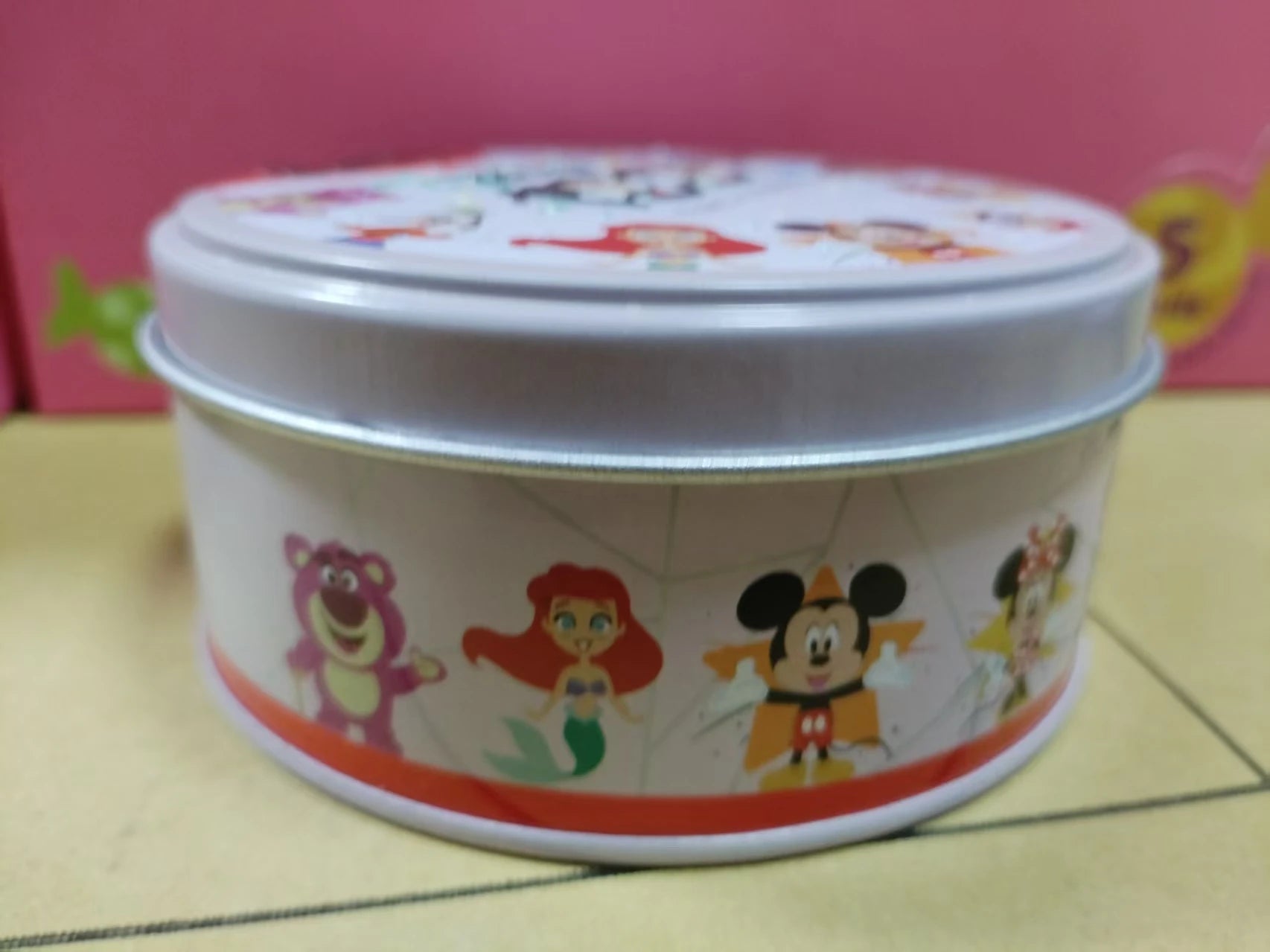 Juego Cartas Disney 100 Años Maravilla - Caja Metal Familia Navidad Halloween