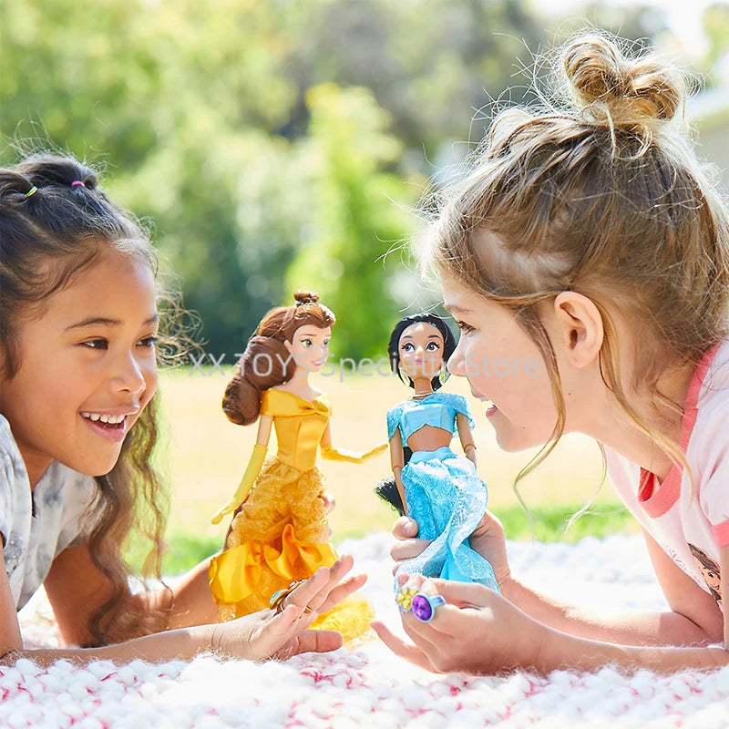 Muñeca Disney Princesas Clásicas Blancanieves Rapunzel Ariel Elsa - 11 Pulgadas con Anillo Coleccionable