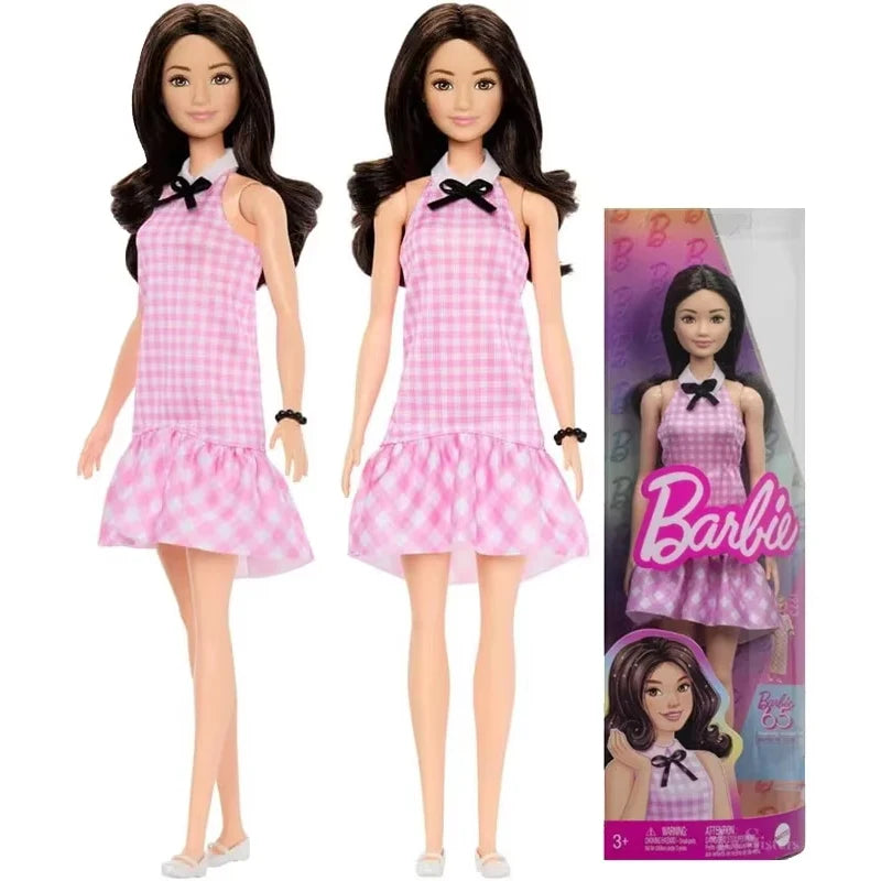 Muñeca Barbie Fashionistas 65 Aniversario Cabello Negro Ondulado Vestido Rosa
