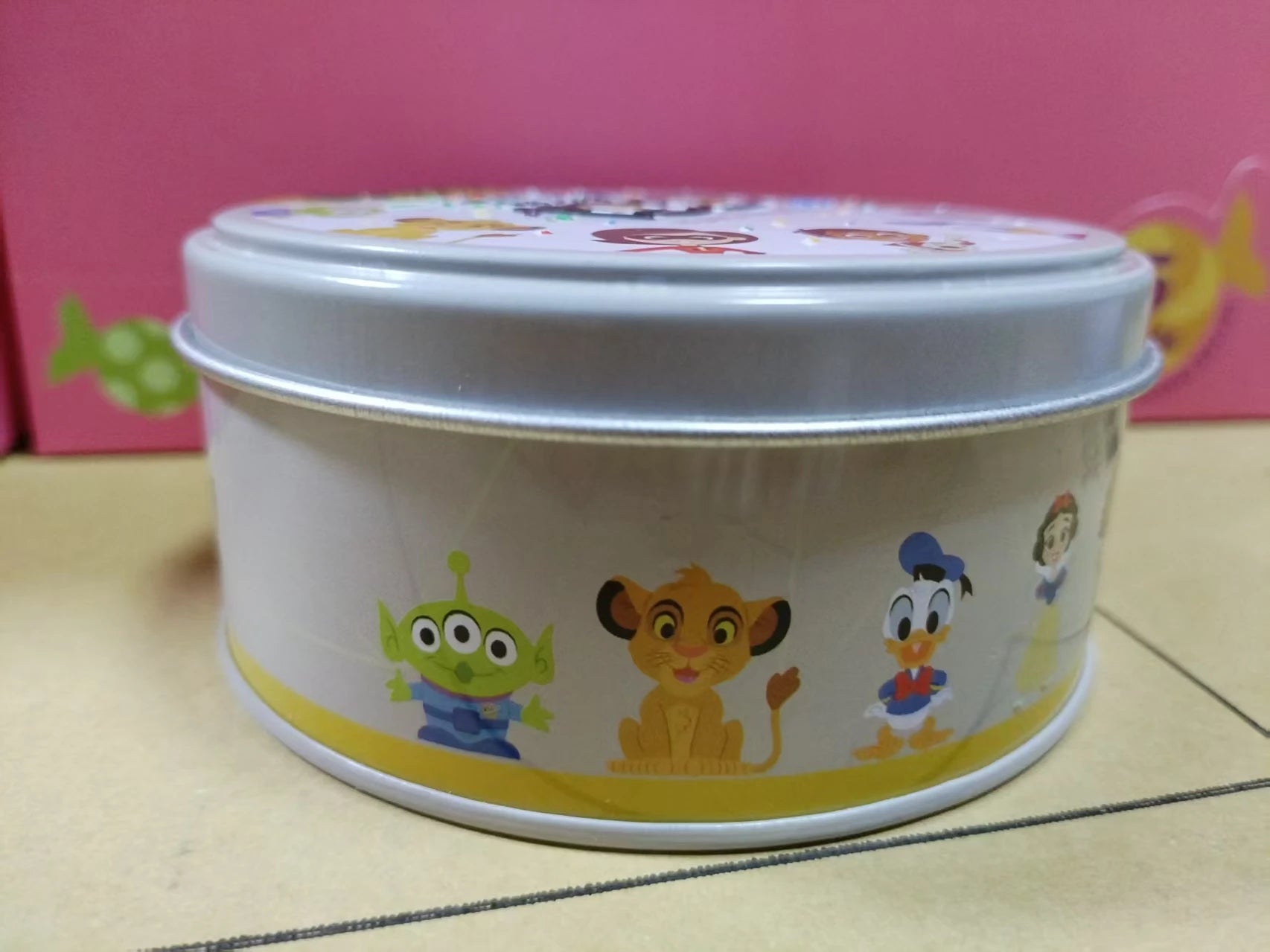 Juego Cartas Disney 100 Años Maravilla - Caja Metal Familia Navidad Halloween